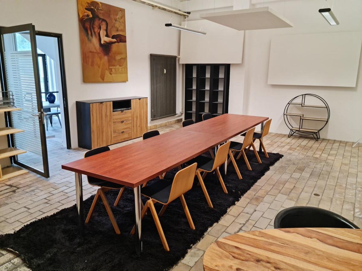 波朗特吕La Factory公寓式酒店 外观 照片